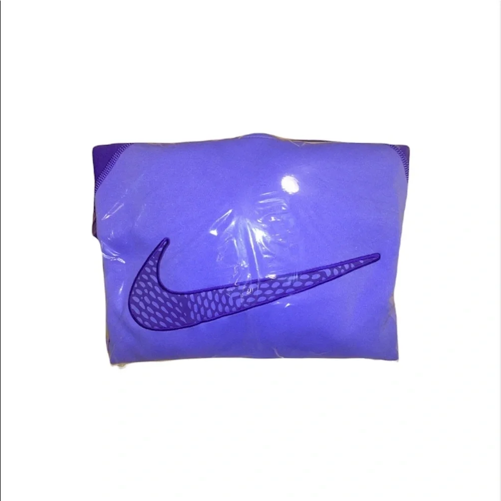 Nike lightly pre